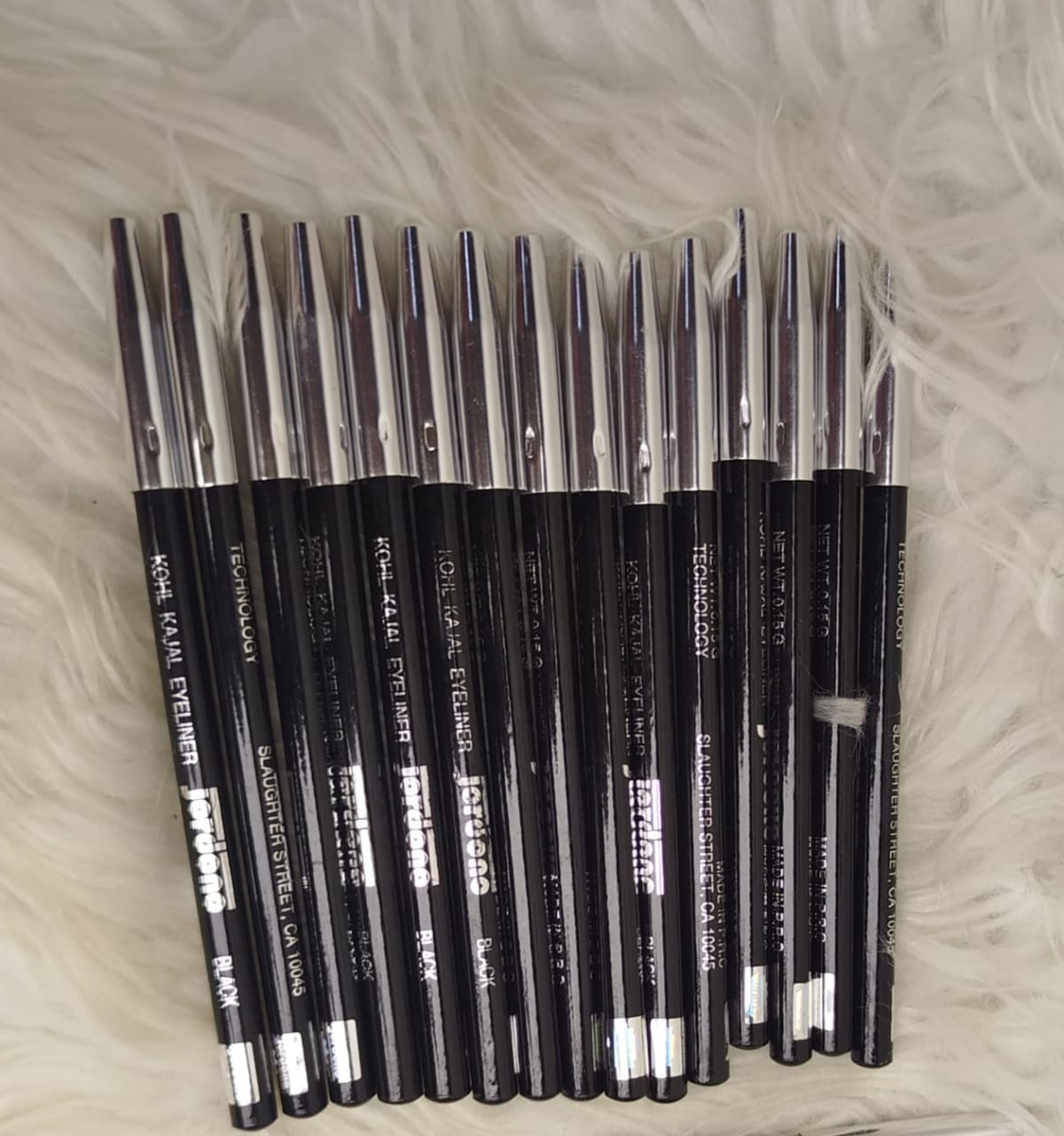 Lip liner