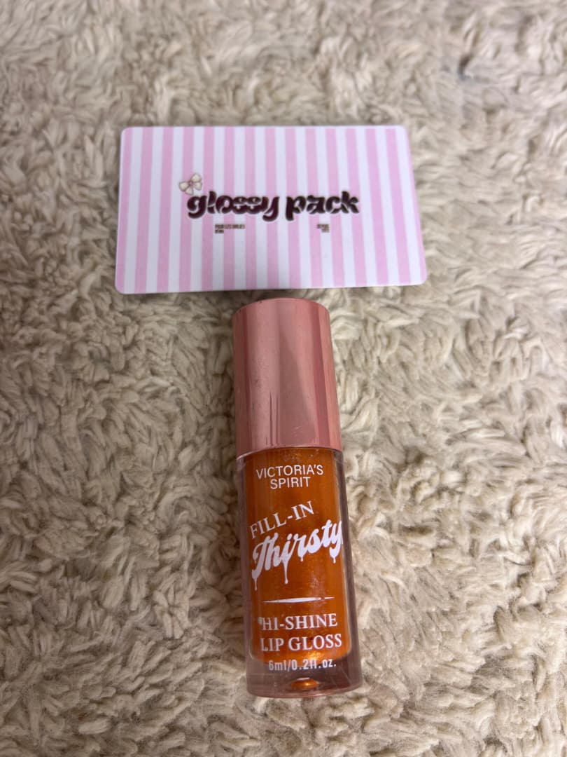 Thirsty lip gloss